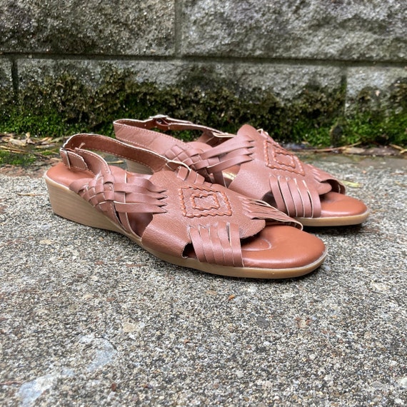 size 7 W - 70s/80s woven sandals by ANGEL STEPS - image 2