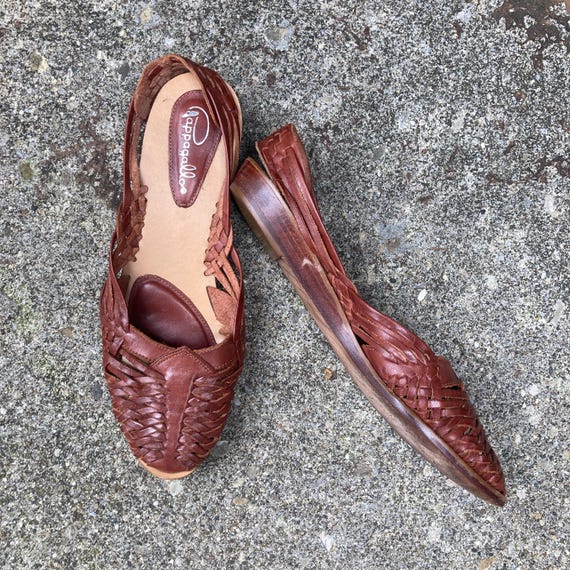 size M 70s/80s low stacked wedge huaraches by PAPPAGALLO, made in BRAZIL