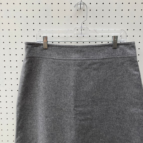size 12 - DEADSTOCK 2000s wool skirt by AKRIS PUN… - image 2