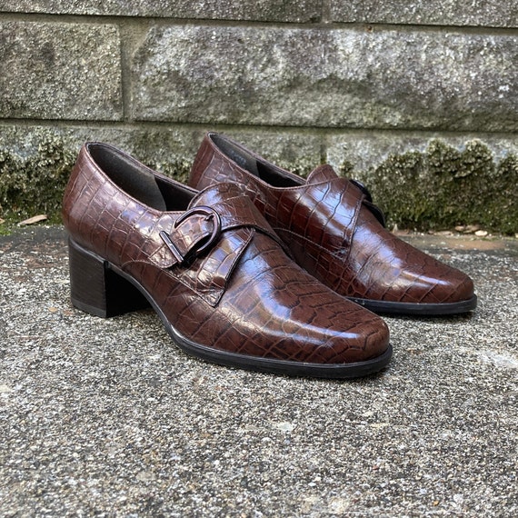 size 7 M - 1990s monk strap stacked heels by BANDO