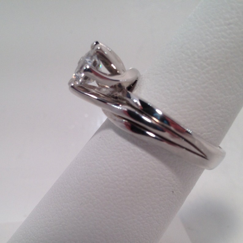cubic zirconia jewelry art -31 CZ gift wedding handcarved Sterling Silver Six Prong Solitaire Engagement Ring handmade contemporary