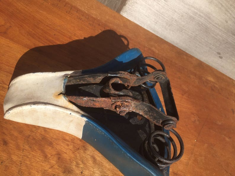 Vintage Mesinger Bicycle Seat *
