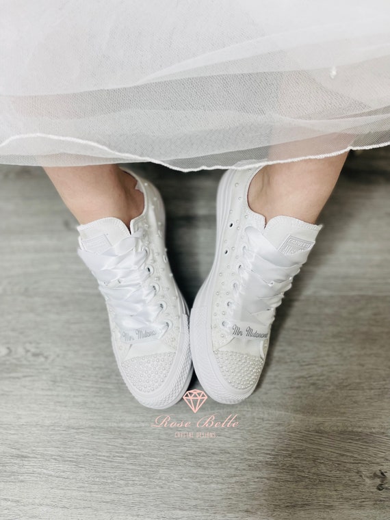 Converse bianche personalizzate da sposa cristalli perle