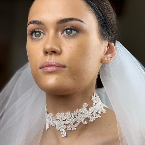 Lace  Choker for Bride