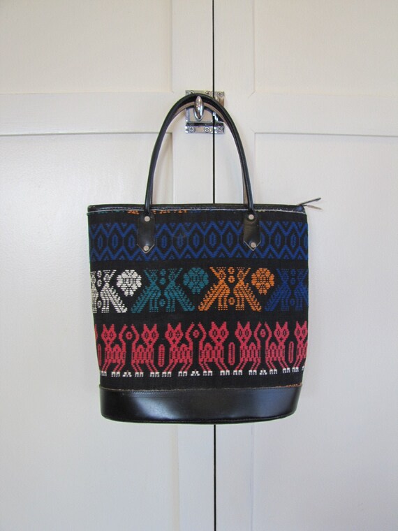 1960's Guatamalan Indian Woven Cat and Bird Top Ha