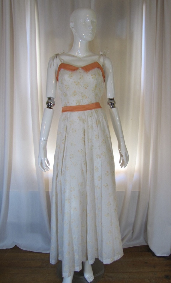 1970's Gunne Sax Style White and Peach Floral Maxi