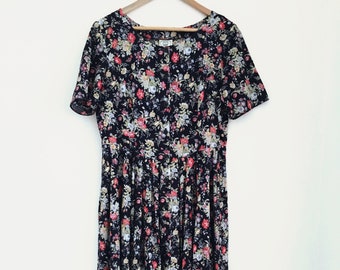 Laura Ashley Beautiful Floral Dress