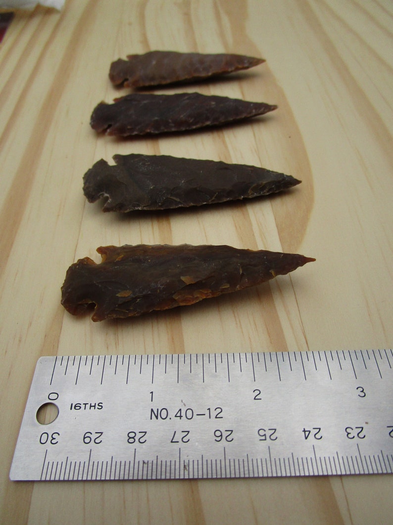 arrow heads, stone arrow heads, traditional arrow heads, hand knapped arrow heads, large arrow heads, spear points, stone points image 5