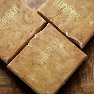 Turmeric and Organic Apple Cider Vinegar Shampoo Bar.  Head To Toe Soap.  Daily Wash.  Face Wash.  Gentle Shampoo Bar.