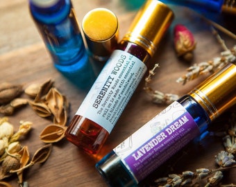 Parfum d’huile essentielle.  Roulez.  Bois de sérénité, Rêve de lavande, Princesse. Rouleau d’huile essentielle. Géranium de jasmin.  Pas de parfums.