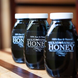 Raw Honey.  Dark Dark Honey from Texas. Local Farm.  Multi Floral Pollen Honey.  Small Local Bee Farm.  Unpasteurized.