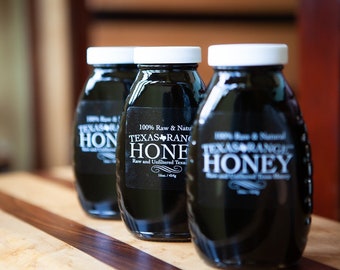Raw Honey.  Dark Dark Honey from Texas. Local Farm.  Multi Floral Pollen Honey.  Small Local Bee Farm.  Unpasteurized.