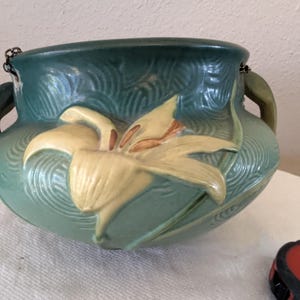 Vintage Roseville Zephyr Lily Hanging Pot, Art Nouveau Design, Turquoise Blue Green (8" Wide)