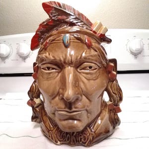 Chief Pontiac McCoy cookie jar, glazed ceramic 1950s mid century Americana, see pictures and description