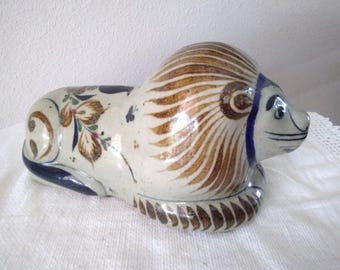 Jorge Wilmont Tonala Mexican pottery lion figurine, 9 inches in length, no chips