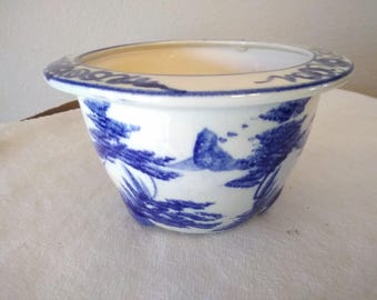 Vintage blue and white ceramic porcelain flower pot, cache pot, jardiniere, 3 tall x 5 1/2" across, 4" opening, Chinese country scene, trees