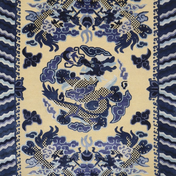 Superbe tapis dragon en soie de 6 x 4 pi, tapis chinois, design impérial antique, noué à la main, de qualité exceptionnelle, bleu beige