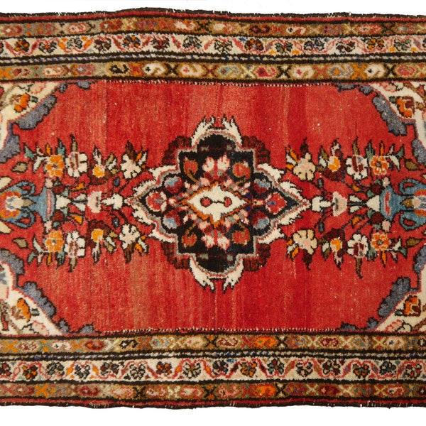 5 x 3  ft Vintage Rug | Worn to Perfection | Heriz style Turkish Oushak hand knotted wool