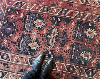 Türkischer Antik Teppich | Gedämpfter und schöner Teppich | Geometrisches Design | 1950er Jahre | 13x18m | 125 x 195cm | Grün Blau Beige Rot | Vintage Teppich