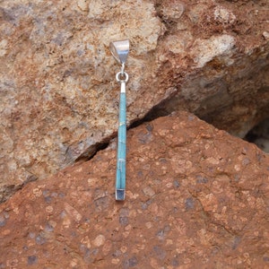 Pendentif petite barre en argent sterling 925 du sud-ouest, magnifique bleu turquoise et opale blanche incrustée, livraison rapide gratuite, sac cadeau gratuit NOUVEAU S93