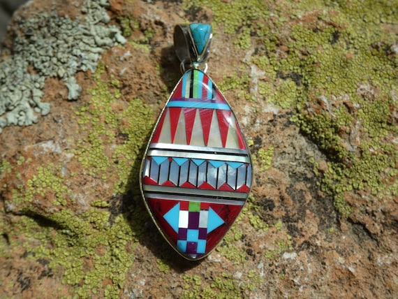 ターコイズ レッド コーラル マザー オブ パール ハンドクラフト