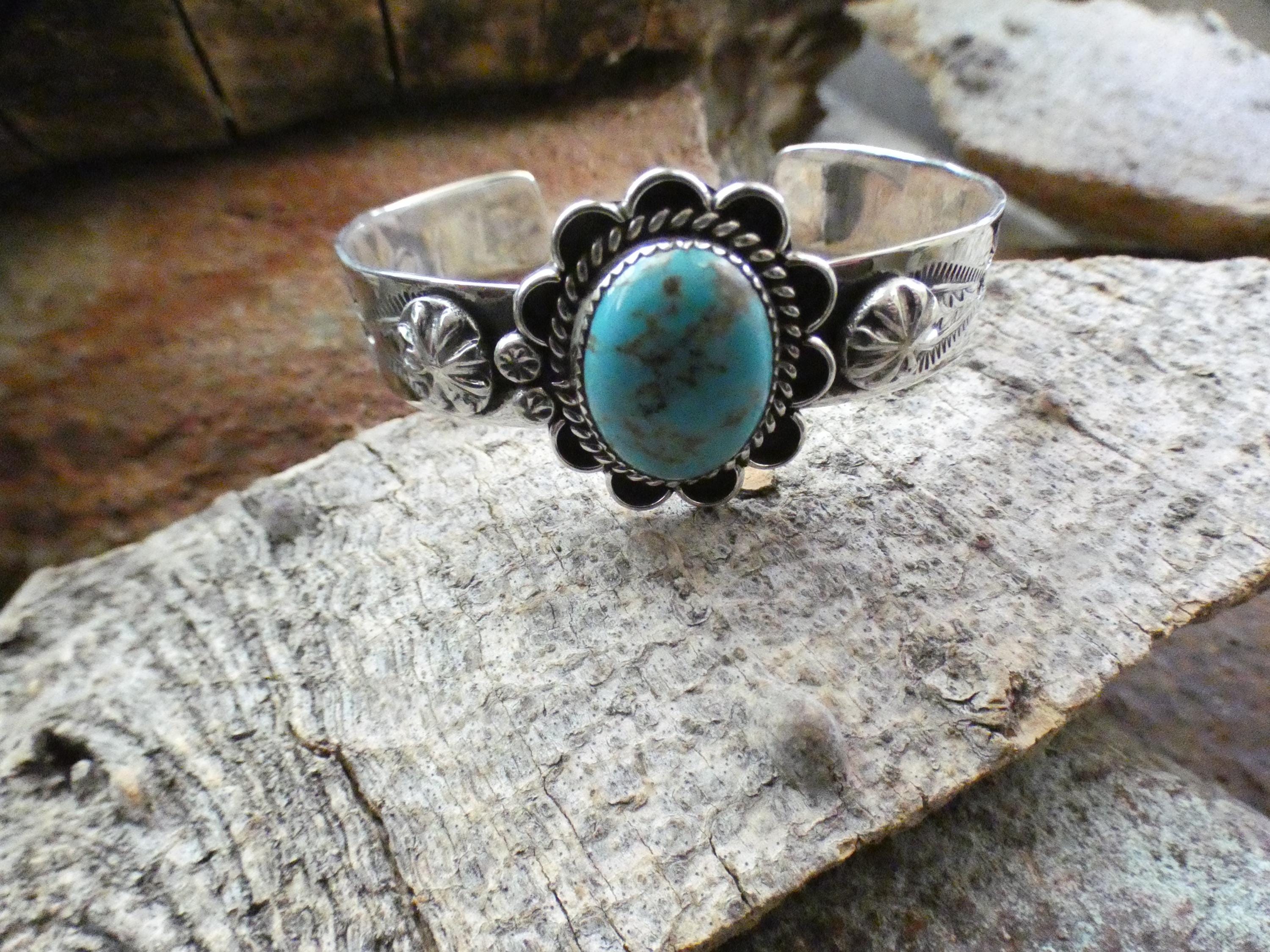 Navajo Sterling Silver 925 Hallmarked Hand Stamped Handcrafted