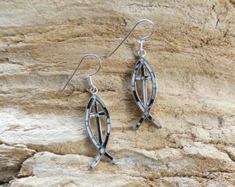 Orecchini A Goccia Con Zampe Di Gatto E Cuori – Placcati Argento, Handmade, Chiusura Francese