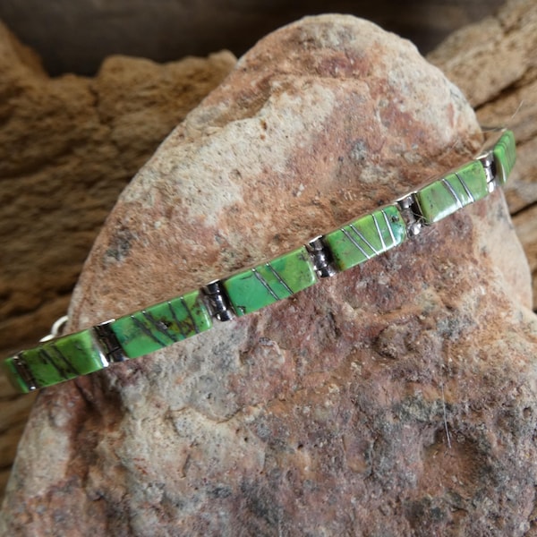 Gorgeous Green Handcrafted Gaspeite Gemstone Hinged Link 6.5 to 7" Adjustable Bracelet Sterling Silver 925 Free Shipping Gift Box NEW AZ26