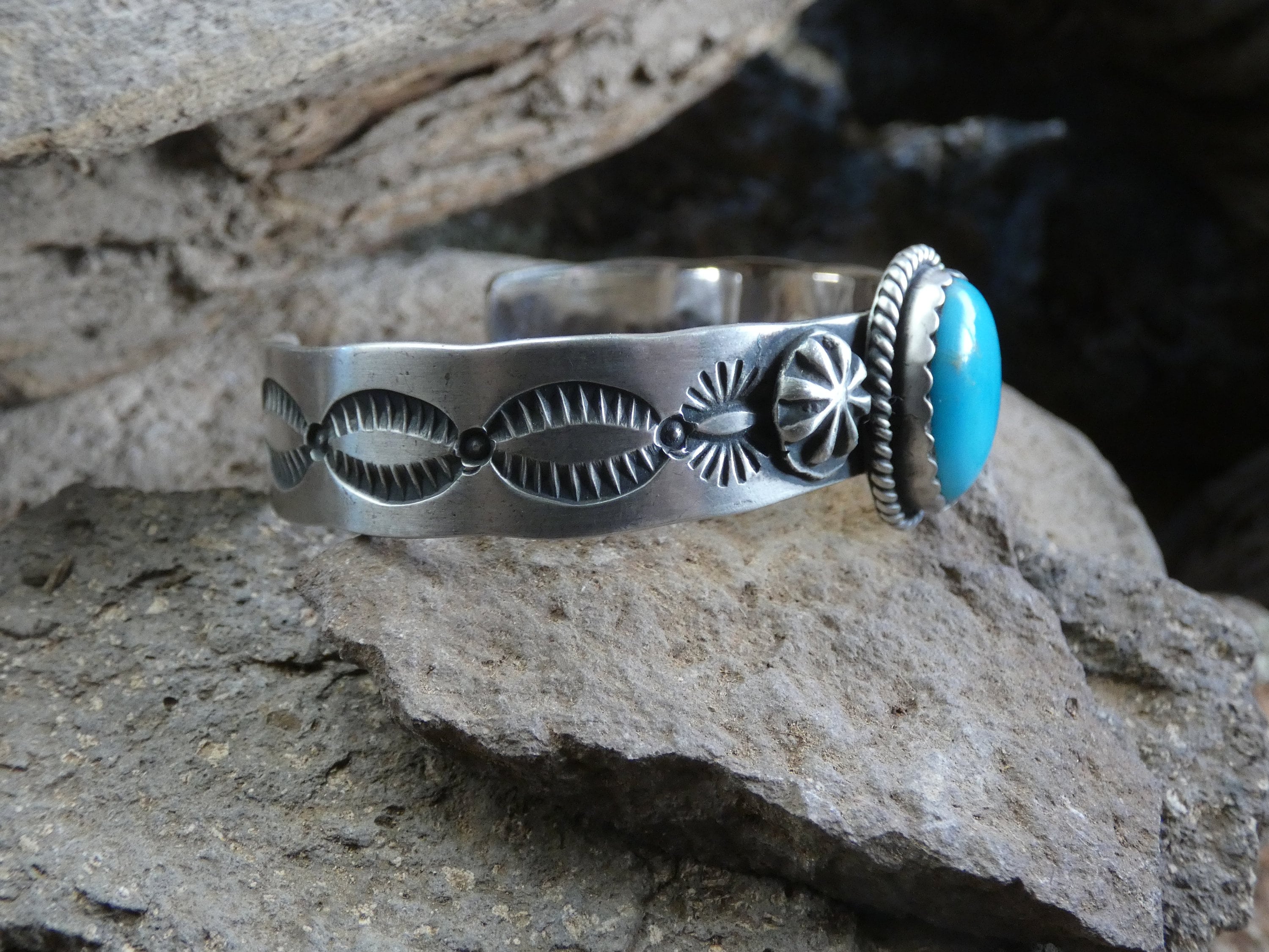Navajo Sterling Silver Hallmarked Hand Stamped Handcrafted Native