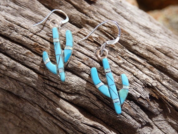 Beautiful Vintage Southwestern Opal Sterling Silver Inlay Earrings Beautiful Vintage Southwestern Opal Sterling Silver Inlay Earrings