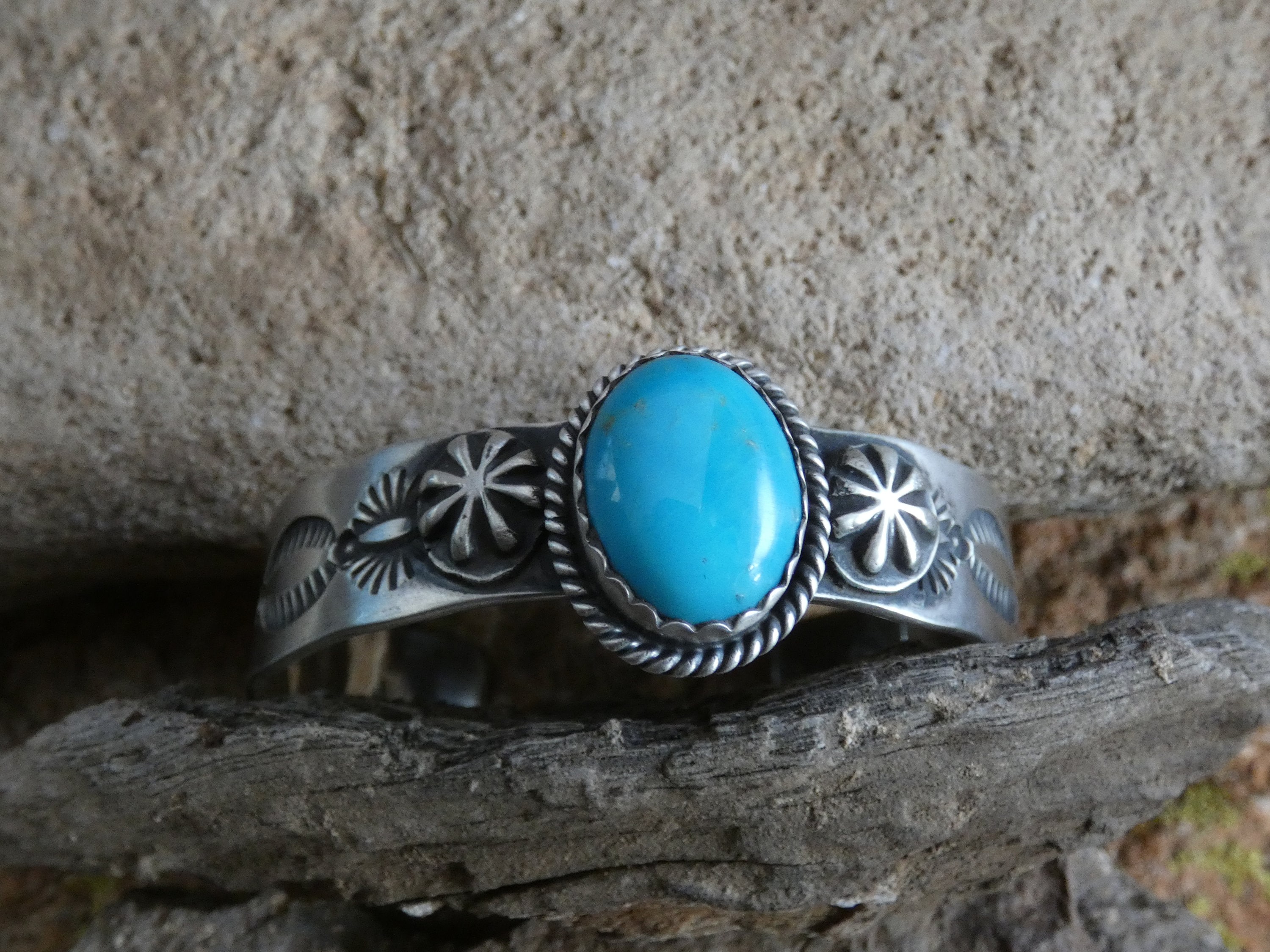 Navajo Sterling Silver Hallmarked Hand Stamped Handcrafted Native