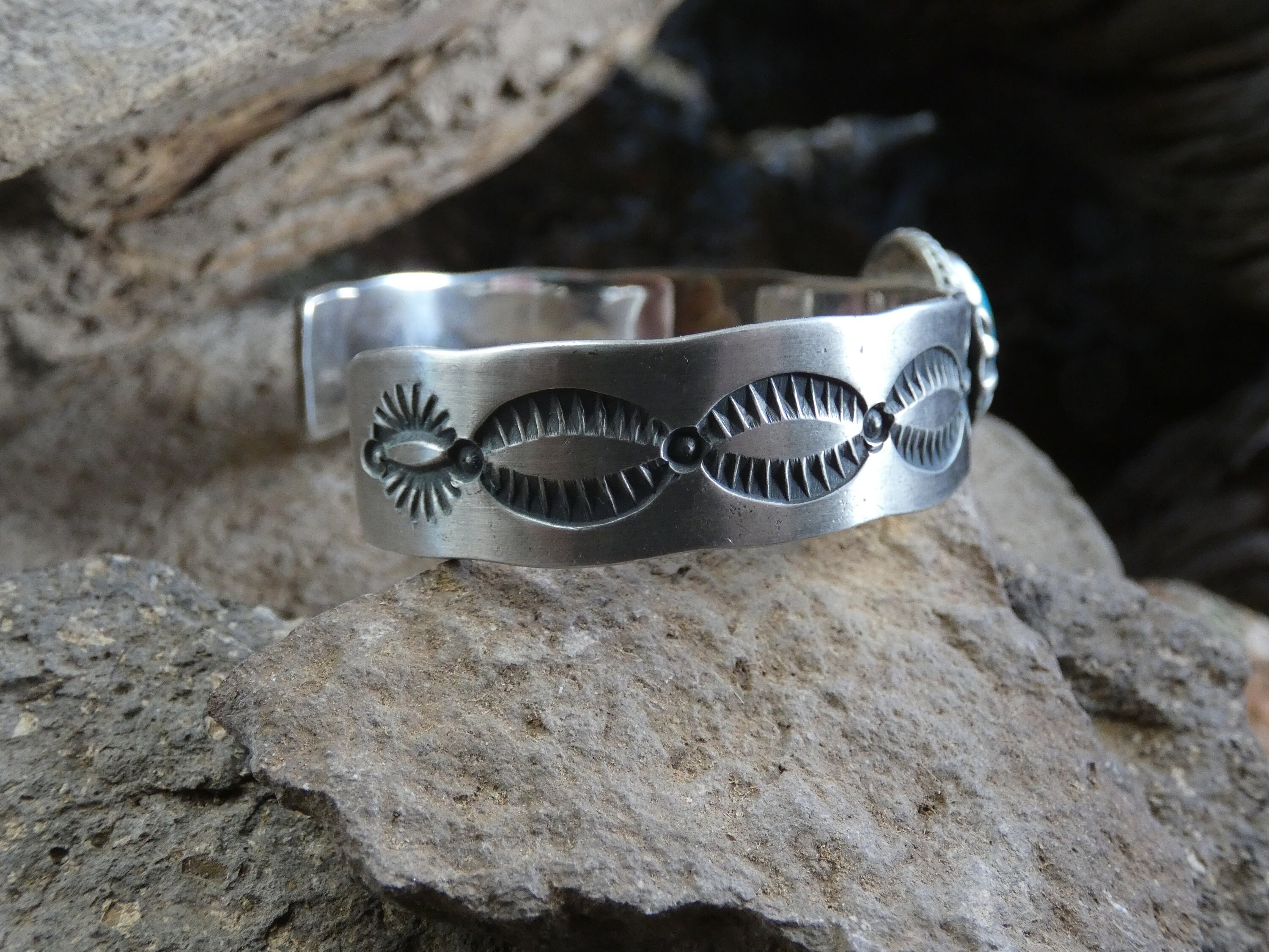 Navajo Sterling Silver Hallmarked Hand Stamped Handcrafted Native