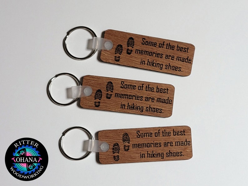 Hiking Keychain, Hiking gifts for Women, Stocking stuffer for hiker, Gift for hiking women, Hiking Christmas gift, gift fro outdoorsy women immagine 5