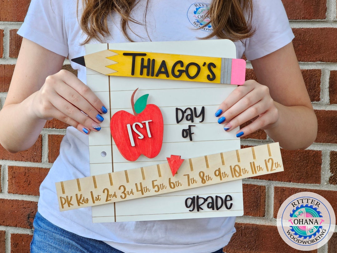 School Photo Prop Board, First Day of School, Last Day of School Sign ...