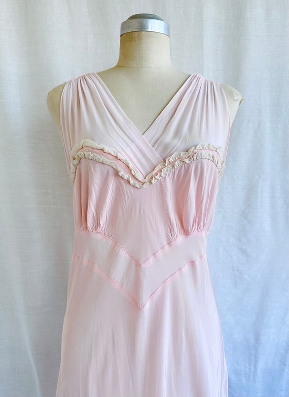 Vintage 40s Bias Cut Rayon And Chiffon Slip Dress… - image 4