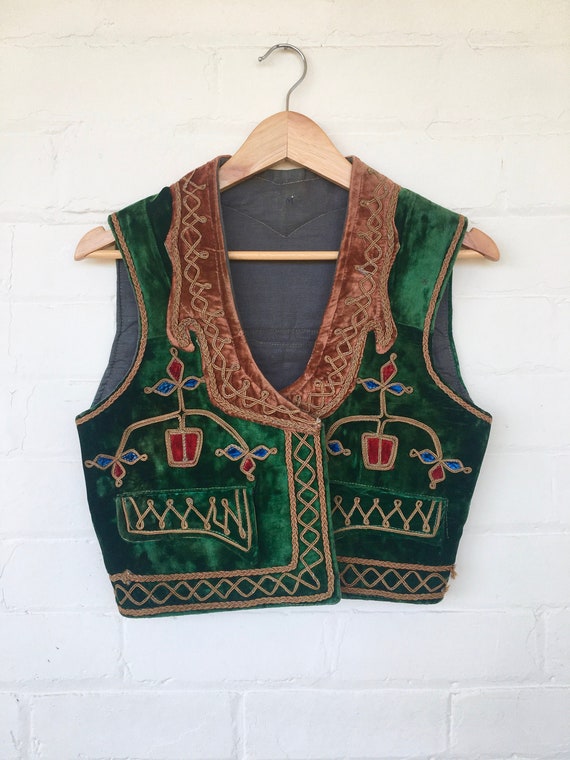 Vintage 60s 70s Embroidered Afghan Hippie Velvet V