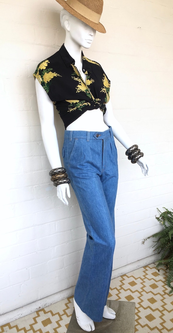 Vintage 70s LEVIS Orange Tab High Waist Jeans / Hi