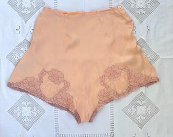 Vintage 40s 50s Silk Embroidered Tap Pants / Silk Shorts