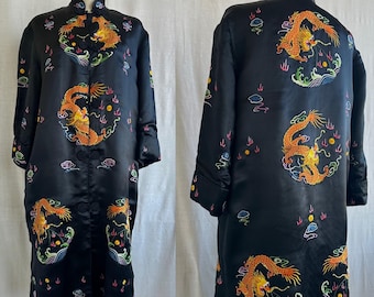 Vintage Silk Chinese Embroidered Duster / Silk Oriental Floral Hippie Bohemian Festival Jacket Coat