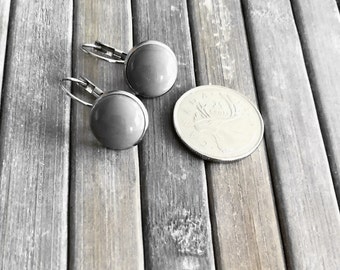 sleeper earrings in gray fusion glass, the glass is hand-cut, all in stainless steel, total height 1 in.(25.4mm.)