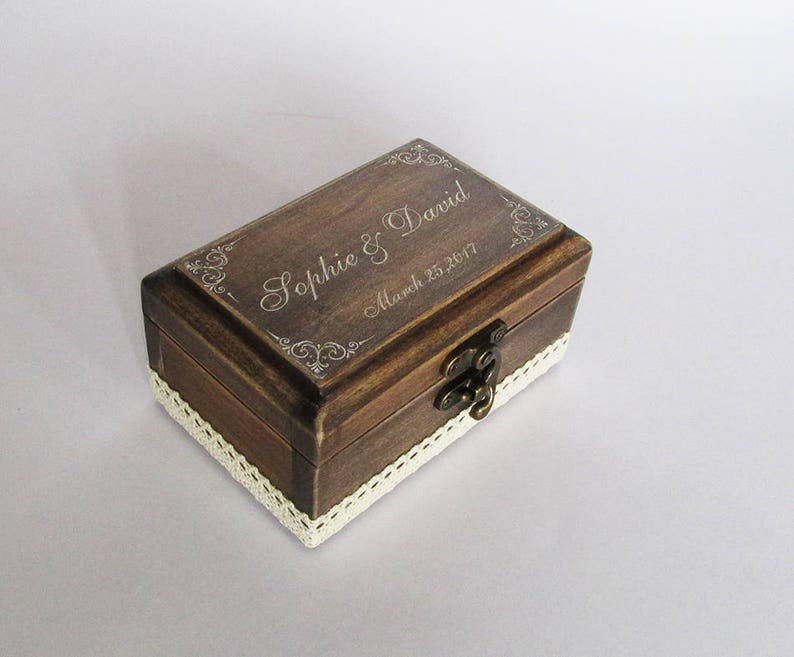 Cuscino Porta Anelli A Forma Di Cuore - Con Strass E Pizzo, Per Matrimoni E Fidanzamenti, Bianco - Foto 3