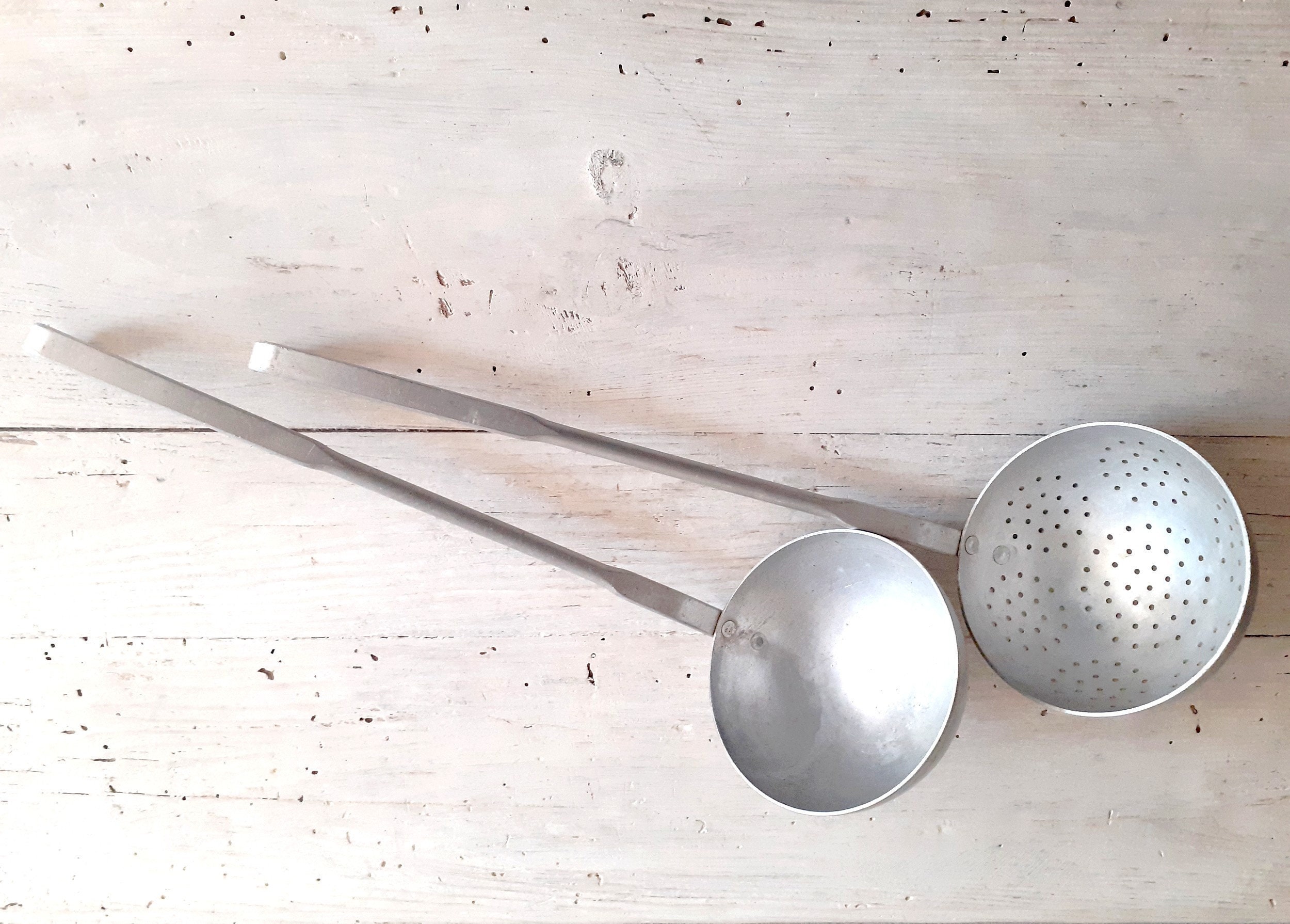 Ensemble de Louches en Aluminium Vintage Français, Ustensiles Cuisine Suspendus Vintage, Solides et 