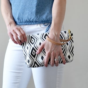 Canvas Clutch // Black and White Geometric // Zipper Pouch Wristlet // Large Zipper Pouch // Leather wristlet strap