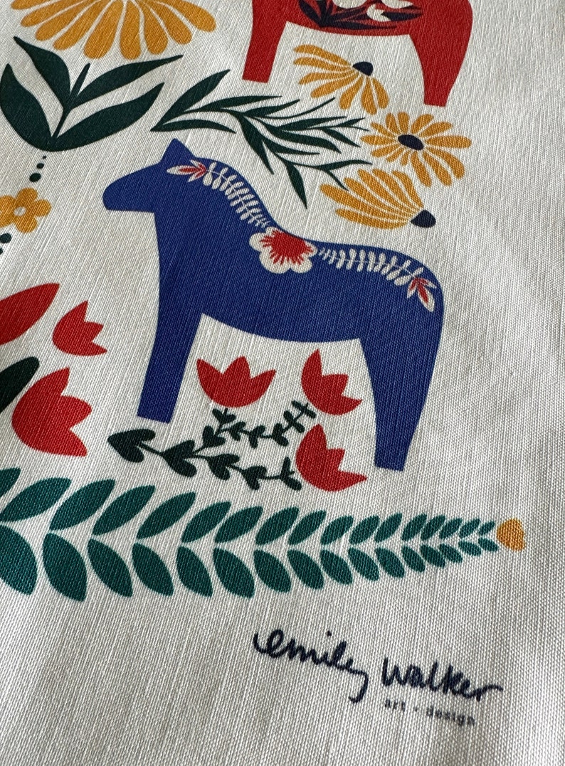 Dala horse tea towel // Hostess gift // Kitchen towel // Tea towel image 4