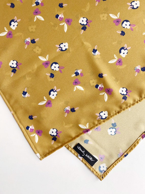 Mustard Floral Scarf // Poly Crepe de Chine Accessoires Sjaals & omslagdoeken Bandanas 
