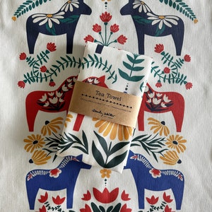 Dala horse tea towel // Hostess gift // Kitchen towel // Tea towel image 1