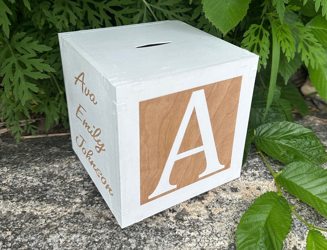 Baby Baptism Gifts / Personalized Piggy Banks / Baby Piggy Banks