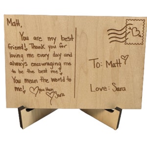 Personalisierte Valentinstag | Gravierte Postkarte aus Holz | Holz Postkarte | Drücke deine Liebe | Valentinstagsgeschenk für Ehegatte| Besonderer V-Tag für Frau