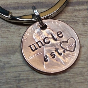 Personalized Gift for Uncle, Lucky Penny Key Chain, Gifts for Uncles, Customized Gift, Gift for Uncle, Gift for family, New Uncle Gift