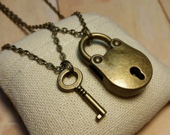 Lock and Key Necklace Set, Working Lock and Key, Antique Bronze Necklace Set, Couple Gift, For Him, For Her, Gift for Couples,Christmas Gift